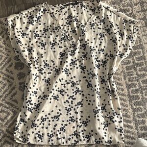 Zara Basic Black and Off-White Star Print Blouse